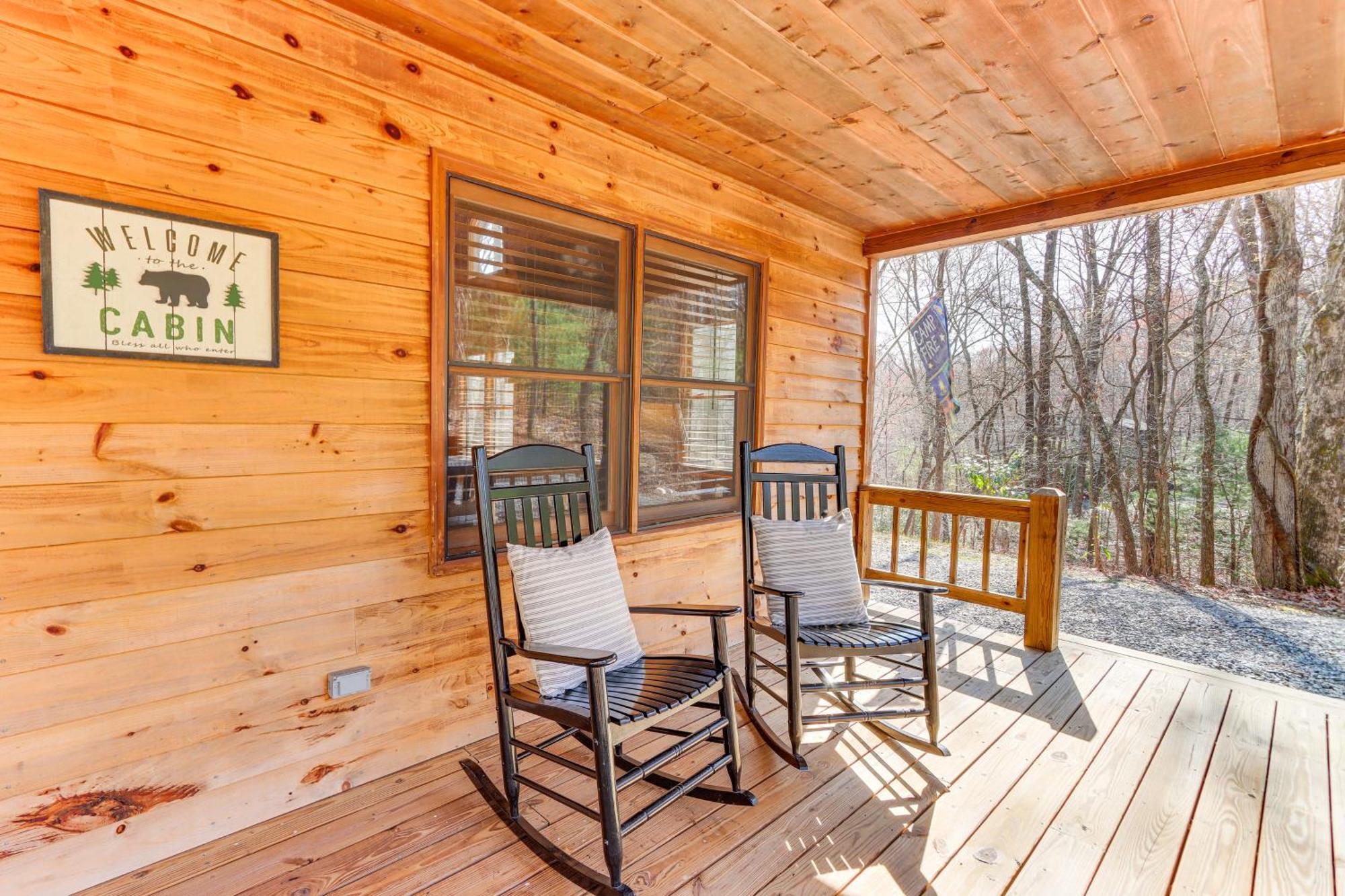 Blue Ridge Cabin Hot Tub, Fire Pit And Grill! Eksteriør billede